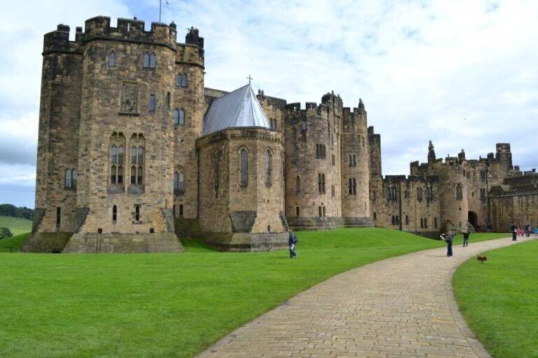 From Edinburgh: Viking Coast & Alnwick Castle Day Tour - Practical Insights