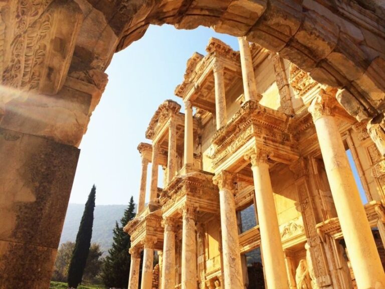 From Istanbul: Ephesus & Pamukkale 2-Day Trip with Flights - Day 1: From Istanbul to Ephesus