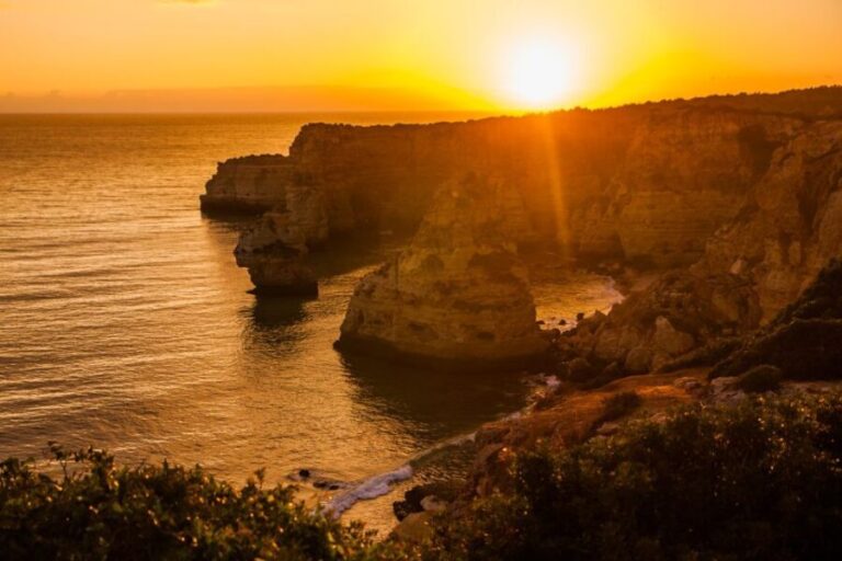 From Lagos: private Ponta da Piedade Sunset Cruise - An In-Depth Look at the Ponta da Piedade Sunset Cruise