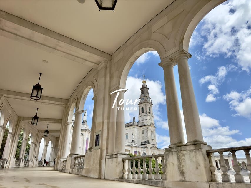 From Lisbon: Fátima, Nazaré, and Óbidos. Private Tour - An In-Depth Look at the Tour Experience