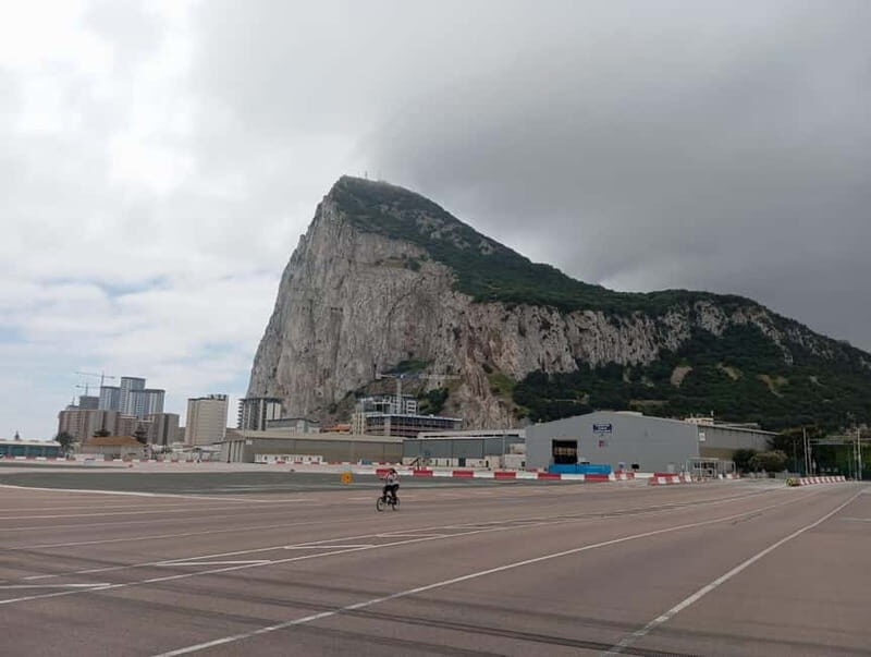 From Málaga: Gibraltar Day Trip - The Guides and Support