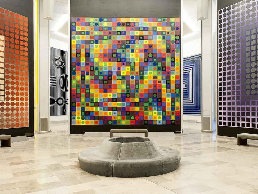 From Marseille: Vasarely Museum in Aix & Le Corbusier Tour - What Sets This Tour Apart?