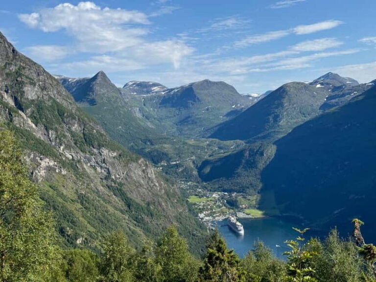From Oslo to Geiranger: The Hammock Escape - The Value of the Experience