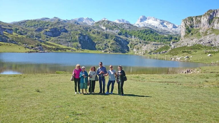 From Oviedo: Covadonga Lakes Day Tour with Guided - Why This Tour Offers Great Value