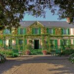 From Paris: Giverny and Versailles Private Full-Day Trip - What Sets This Tour Apart