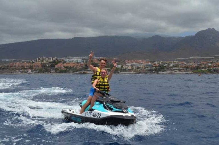 From Puerto Colon : 1 hour adrenaline JetSki tour - Equipment and Safety: What’s Included?