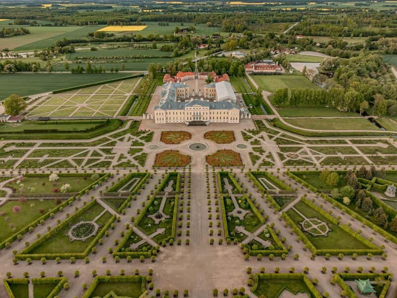 From Riga: Hill of Crosses, Rundale &Bauska Private Day Trip - Incorporating the Authentic Traveler Experience