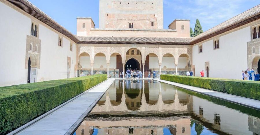 From Seville: Granada Day Trip Alhambra and Albaycin - The Alhambra: A Majestic Fortress and Palace