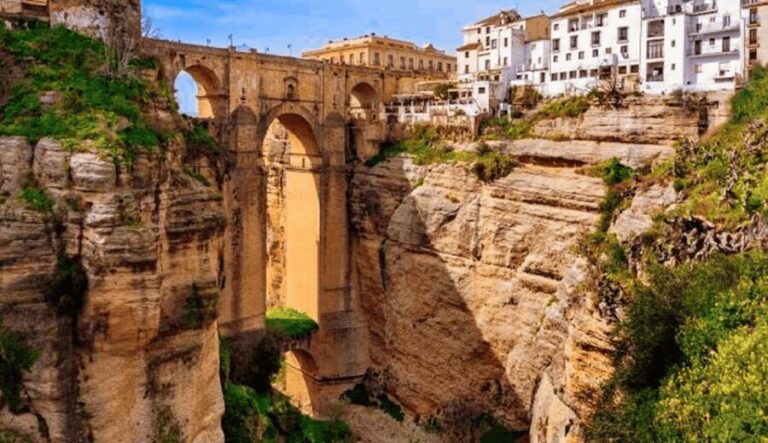 From Seville: Ronda, Setenil white town and Zahara Viewpoint - What’s Included and What’s Not