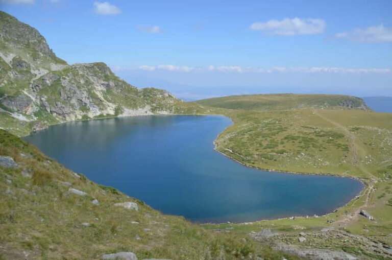 From Sofia: 7 Rila Lakes Hiking & Thermal Spa Day Tour - Analyzing the Value