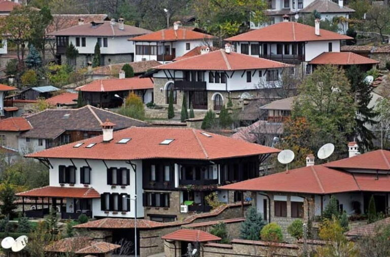 From Sofia: Veliko Tarnovo and Arbanasi - The Practicalities: What Travelers Need to Know