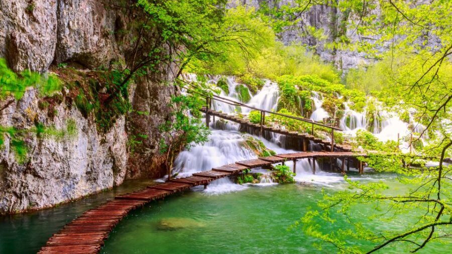 From Split: Transfer to Zagreb with Stop at Plitvice Lakes - The Scenic Value of Plitvice Lakes
