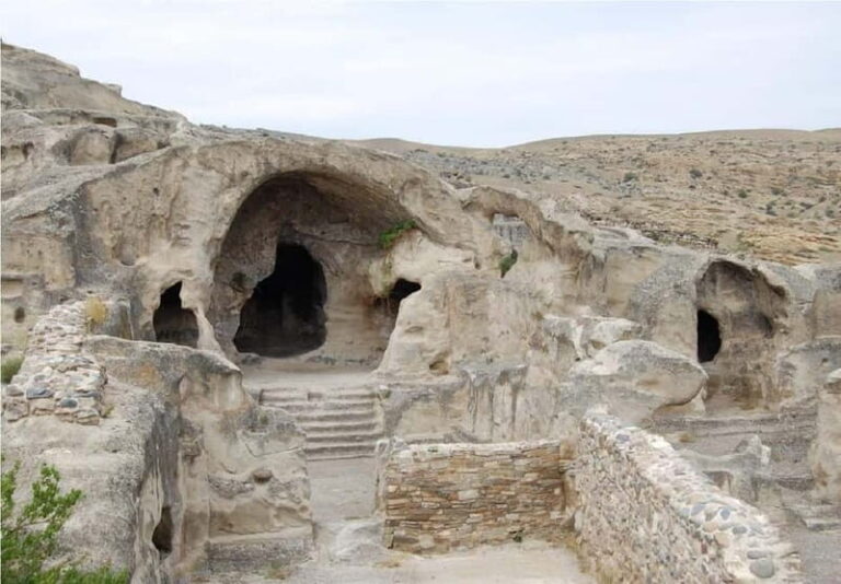 From Tbilisi: Gori and Uplistsikhe Group Tour - A Deep Dive into the Tour Experience