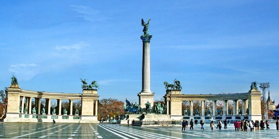 From Vienna: Private Day Tour of Budapest inc. Local Guide - Who Should Consider This Tour?