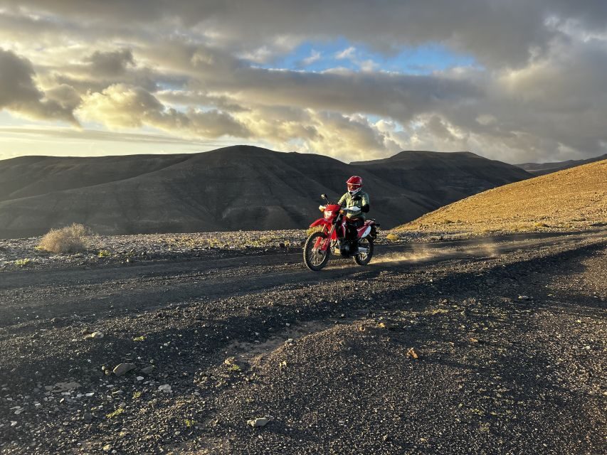 Fuerteventura south: enduro trips on motocycle/lic. B,A1&2,A - The Itinerary and Types of Terrain