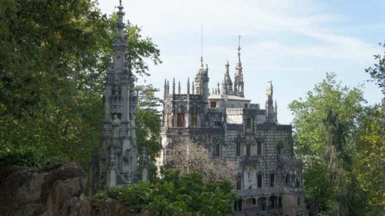 Full-day Private tour in Sintra and important landmarks - Exploring Sintra’s Key Sights in Depth