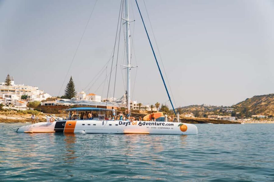 FUN & CHILL  GOLDEN COAST SAILING TOUR - The Practicalities: Booking, Group Size, and Comfort