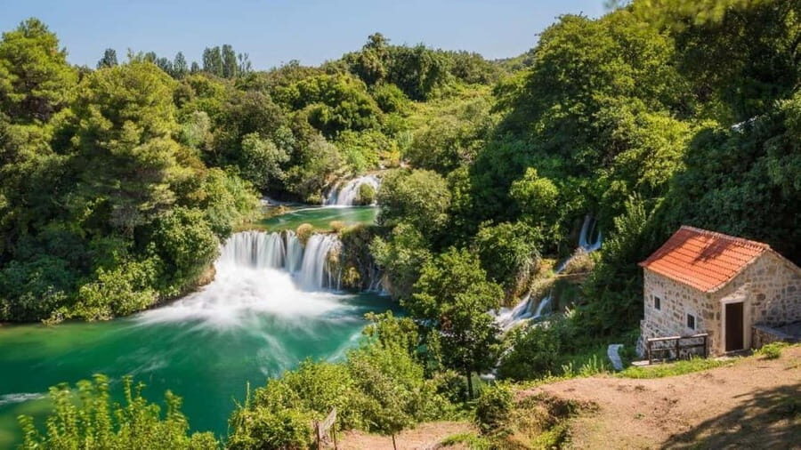 Game of Thrones Klis Fortress + Ethno Village in 8 languages - FAQs