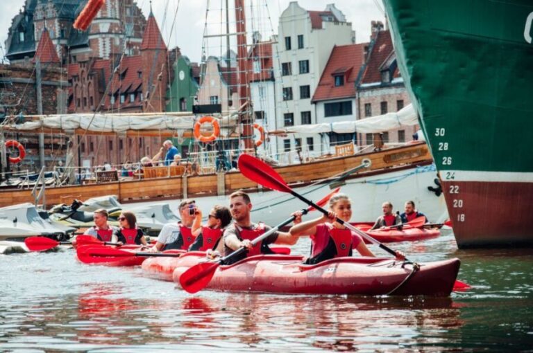 Gdansk: Guided Kayak Tour - Discovering Gdansk from the water
