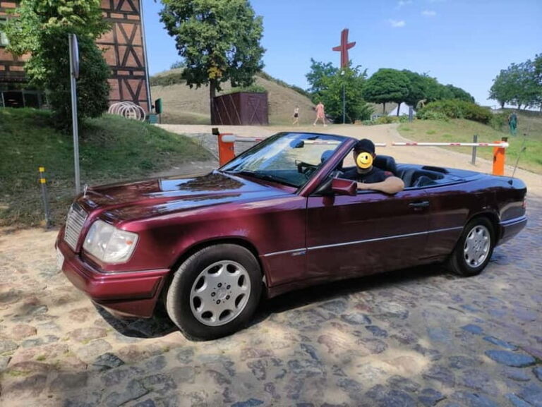 Gdask: City of Freedom - Local Guided Cabrio Tour - Customizable Itineraries: City Streets or Countryside