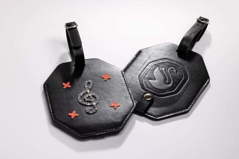 Get Crafty with Crystals: Your DIY Swarovski Workshop - A Detailed Look at the Swarovski Crystal Workshop