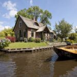 Giethoorn: Private Day Trip with Boat Tour from Amsterdam - The Itinerary: What to Expect
