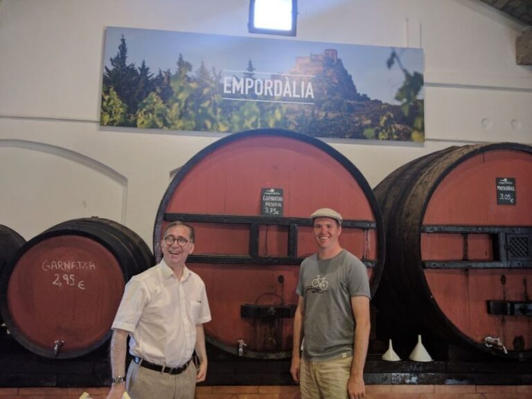 Girona: Local Wineries Tour with Breakfast and Wine Tasting - Value and Practical Considerations