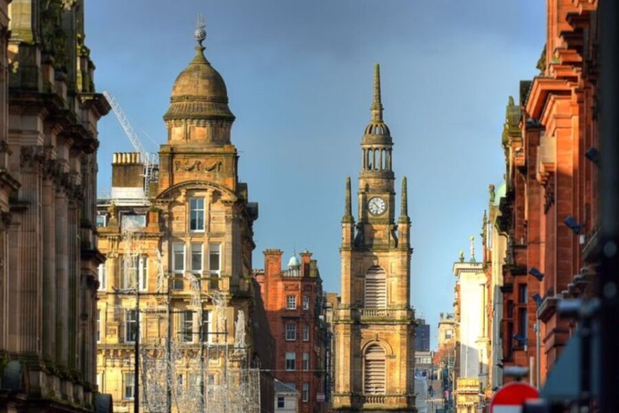 Glasgow: Private custom tour with a local guide - Value and Pricing