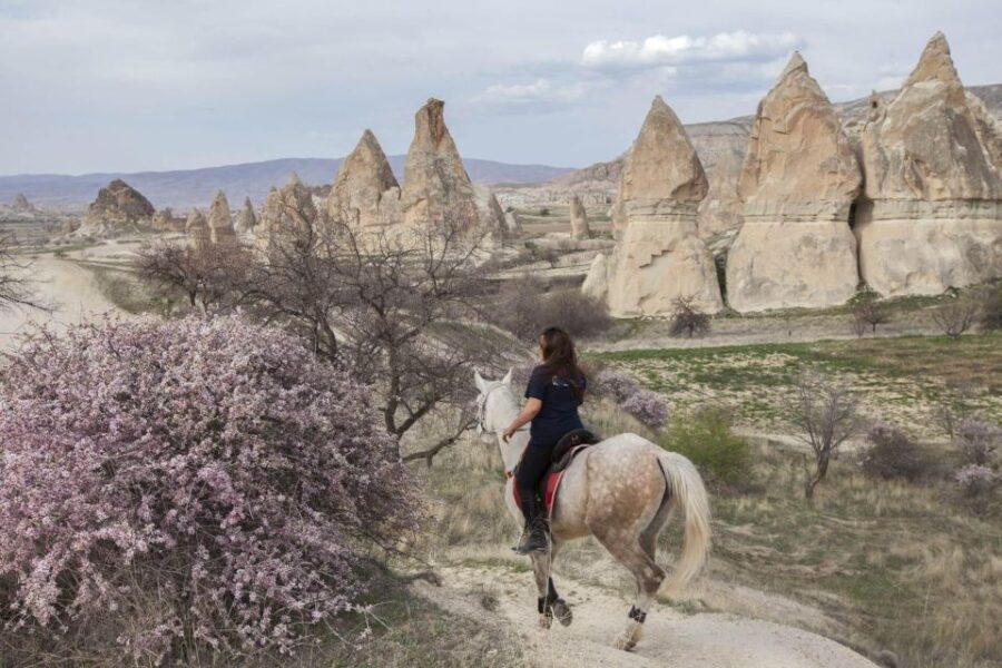 Göreme: Cappadocia Horseback Ride at Sunset or Sunrise - Authentic Experiences & Real Feedback