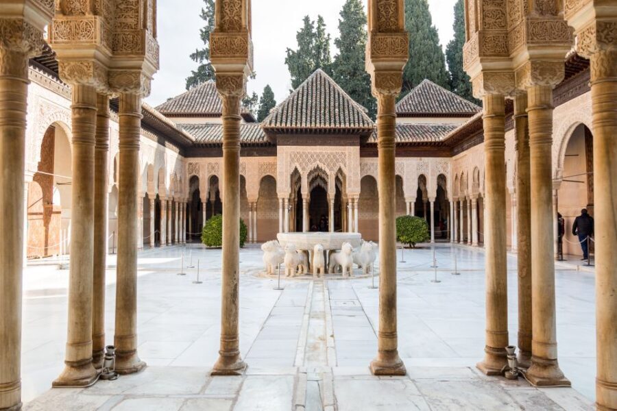 Granada: 3-Hour Alhambra and Generalife Gardens Guided Tour - What Sets This Tour Apart