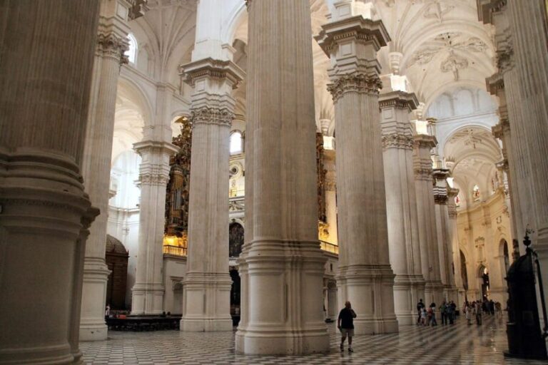 Granada: Cathedral and Royal Chapel Private tour with ticket - FAQ