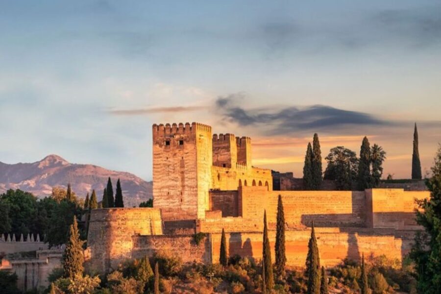 Granada: Private custom tour with a local guide - Authentic Experience Backed by Real Reviews