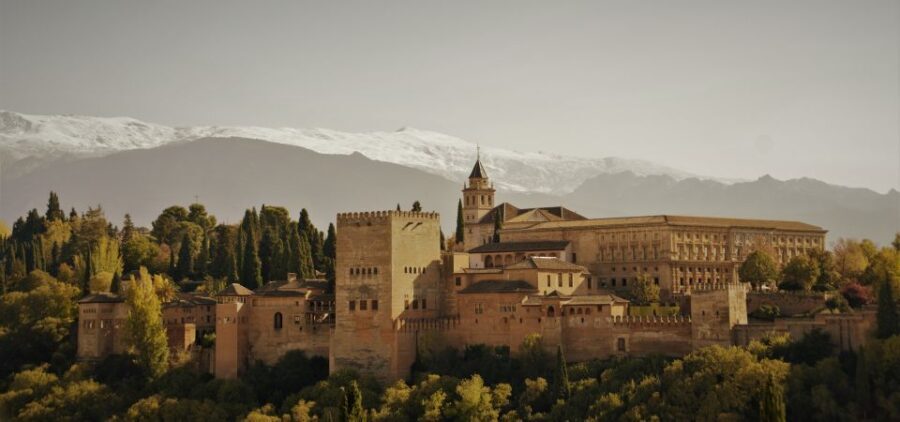 Granada: Private Tour of Albaicín, Sacromonte and Viewpoints - FAQs