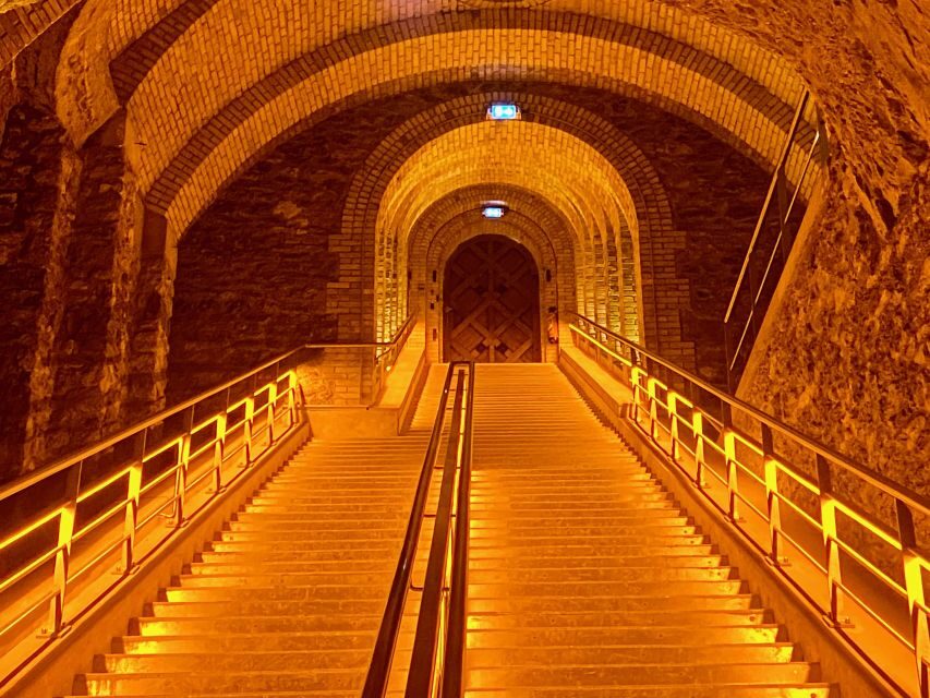 Grand Vintage Private Champagne Moet Chandon Veuve Clicquot - Moët & Chandon: The Crown Jewel of Champagne