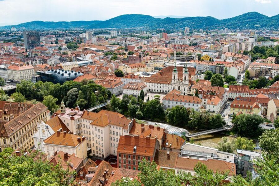 Graz: Express Walk with a Local in 60 minutes - Final Thoughts: Who Should Sign Up?