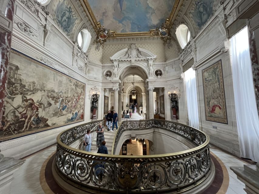 Great Stables of Prince de Conde & Palace Chantilly - What We Thought: The Pros and Cons