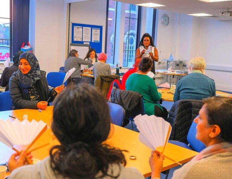 Greenwich Fan-Making Craft Tour - Who Should Consider This Tour?