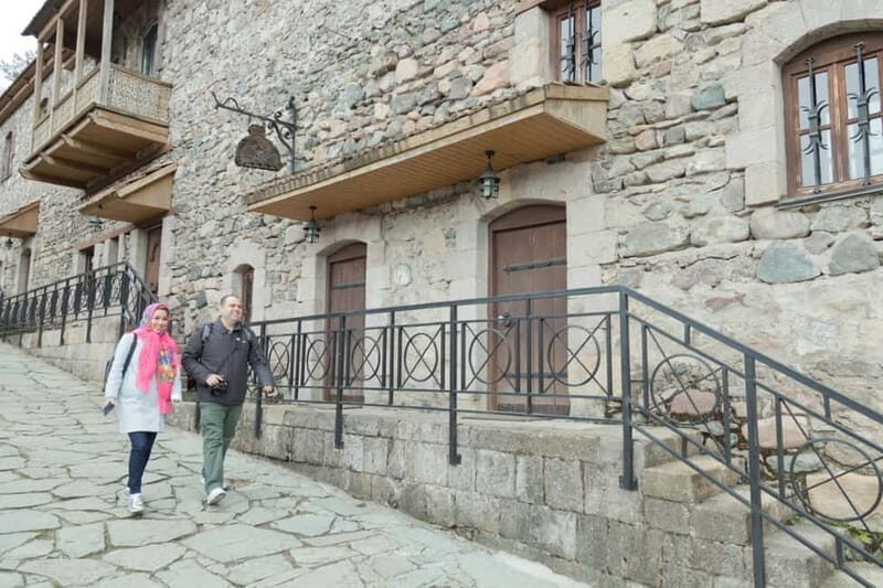 Group Tour: Dilijan, Parz Lake, Makaravank, wine factory - Practical Details and Tips