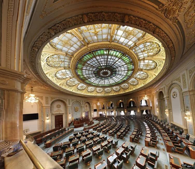 Guided Bus Tour: Parliament, Ceausescu Mansion, Village Park - What Makes This Tour Stand Out?