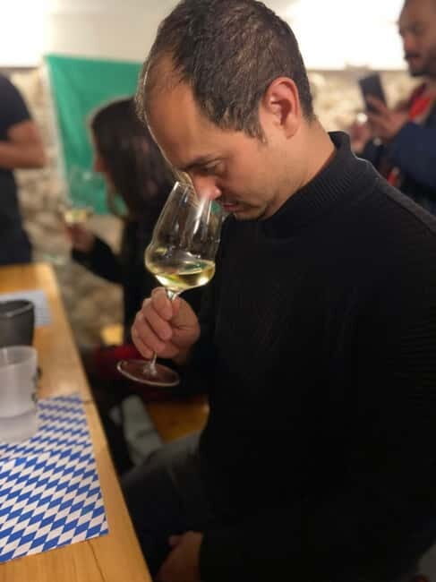 Guided Tasting with Sommelier: Portuguese Wines - An In-Depth Look at the Experience