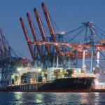 Hamburg: 1.5-Hour Evening Lights Harbour Cruise on a Ship - The Itinerary in Detail