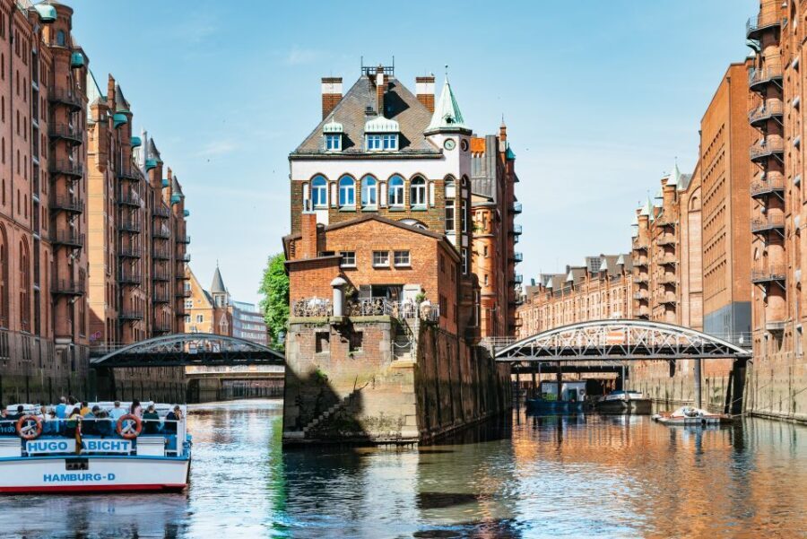 Hamburg: 1.5-Hour Harbor and Speicherstadt Day Cruise - Who Will Love This Tour