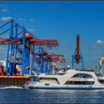 Hamburg: 2-Hour Sightseeing Cruise to Blankenese - Why This Cruise Offers Good Value