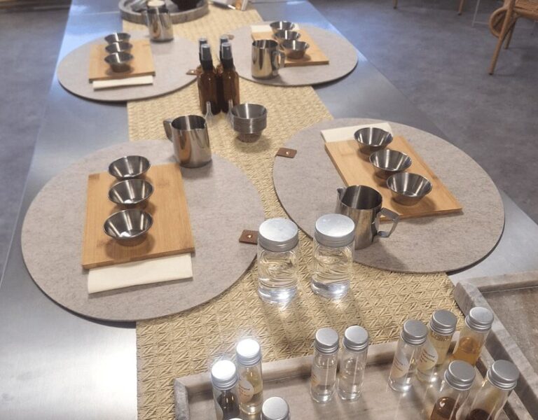 Hamburg: Room fragrance workshop and gin and tonic - An In-Depth Look at the Hamburg Room Fragrance Workshop