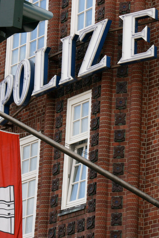 Hamburg St. Pauli - guided walk for school groups - The Itinerary: A Step-by-Step Breakdown