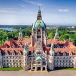 Hannover: New Town Hall exclusive Guided Walking Tour - Who Should Consider This Tour?