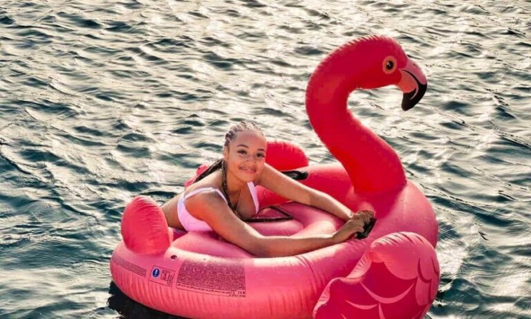 Heraklion: Private Sunset Catamaran Cruise to Dia with Wine - A Closer Look at the Experience