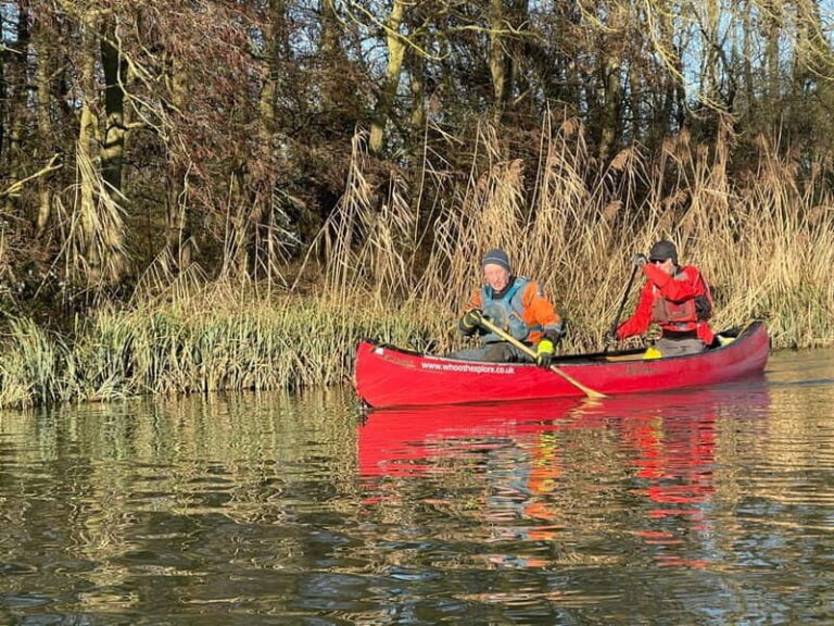 Hertfordshire: Canoe Hire - Exploring the Local Area: Beyond Paddling