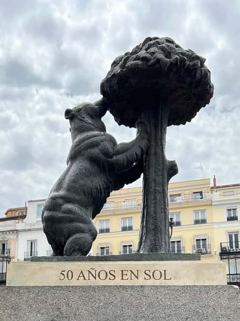 Historic Madrid on foot: From the Palace to Sol - What Travelers Can Expect