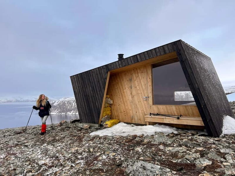 Honningsvåg: Hiking Tour. Arctic Ocean Views from Mountains - The Value of the Experience